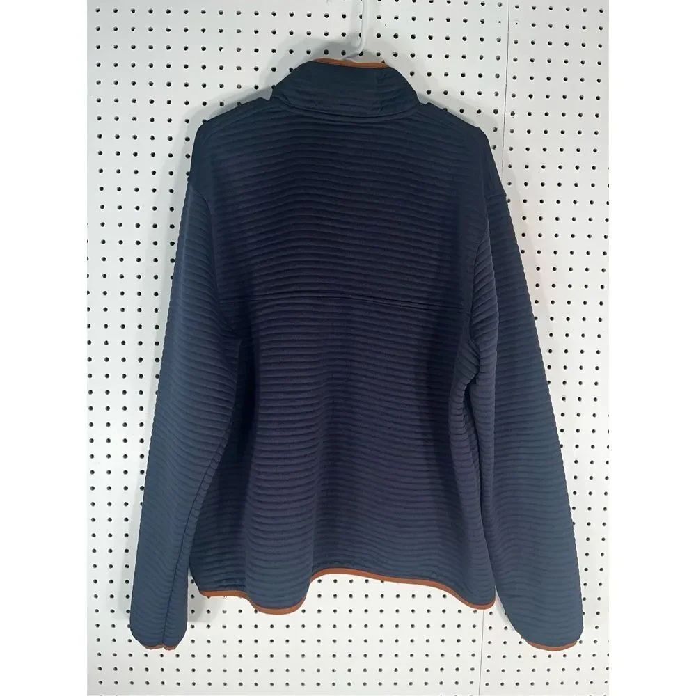 L.L Bean pullover sweatshirt - Picture 2 of 10